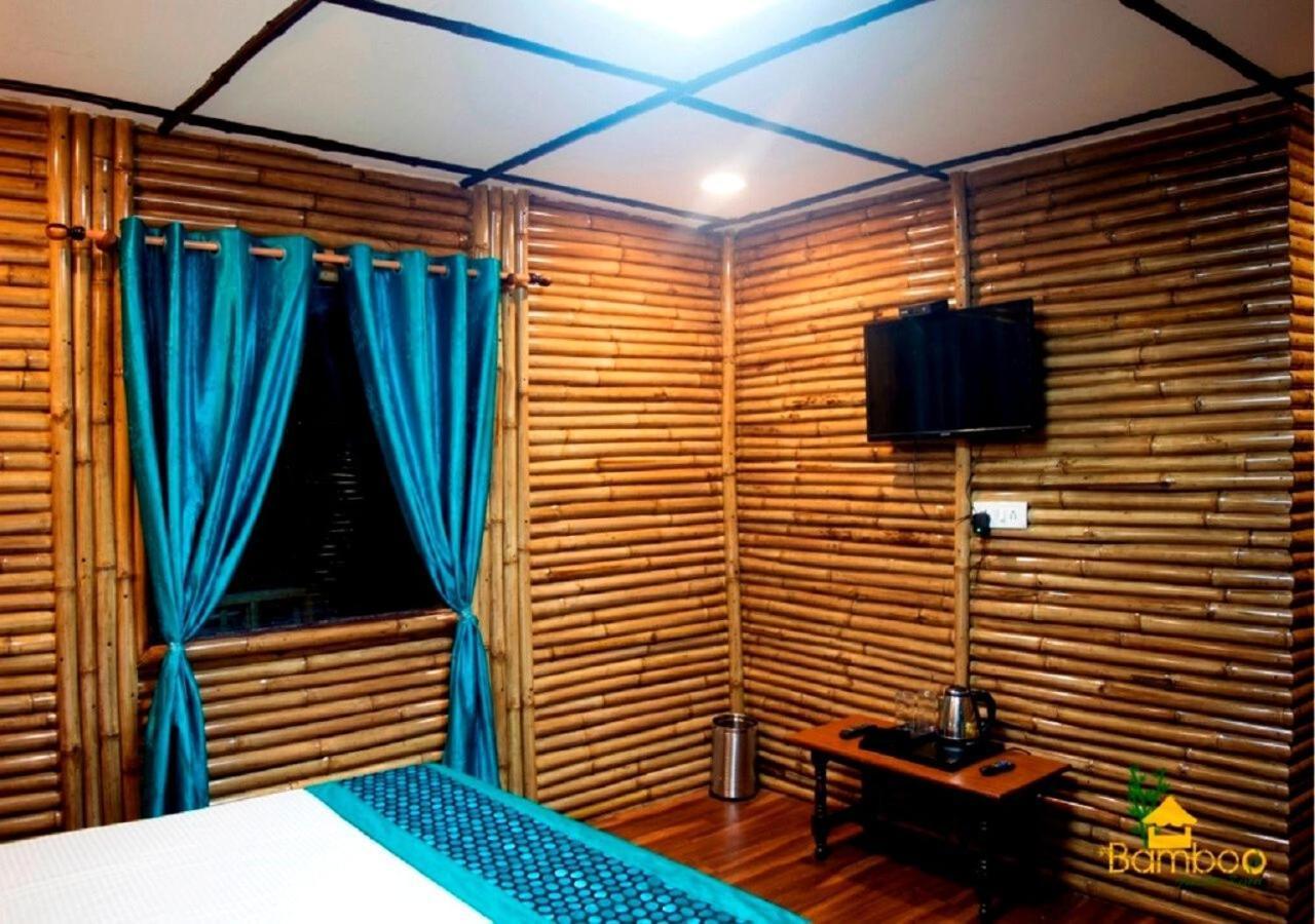 Bamboo Junction Resort - Kanatal, Valley & Mountain View Дханолти Экстерьер фото